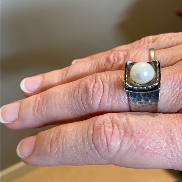 Silpada sterling silver and freshwater pearl ring - Picture 6 of 6
